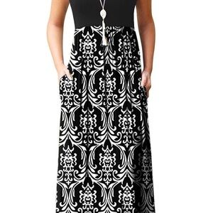 Chic Black and White Patterned Maxi Dress